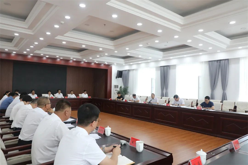 8月13日，自治区人大常委会党组副书记、副主任，自治区总工会主席张韶春深入内蒙古森工集团宣讲党的二十届三中全会精神并调研