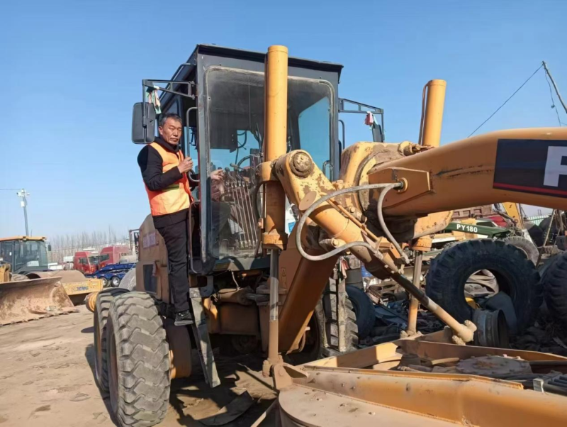 甘做铺路石 筑就边防坦途1.png