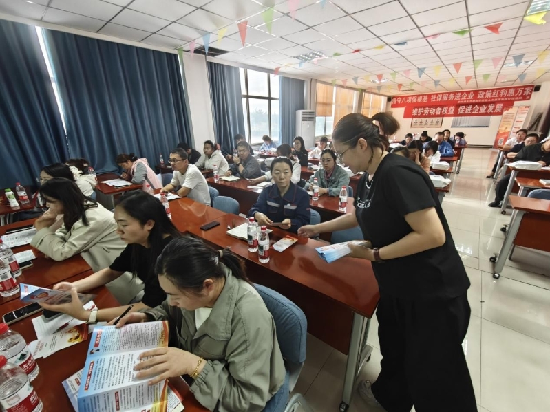 孪井滩示范区工会：“三精准”破局 力促企事业单位民主管理扩面提质2.jpg