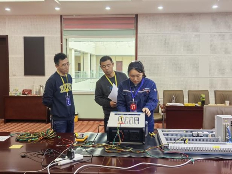 匠心在前 技能兴旗2.jpg 匠心在前 技能兴旗2.jpg