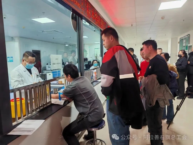 暖“新”行动再升级 1.jpg