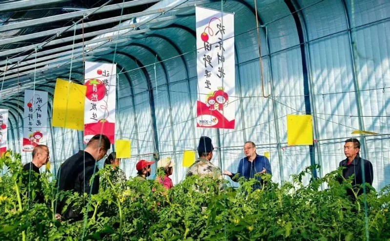 鄂尔多斯市东胜区总工会开展“劳模工匠助企行 ”活动1.jpg