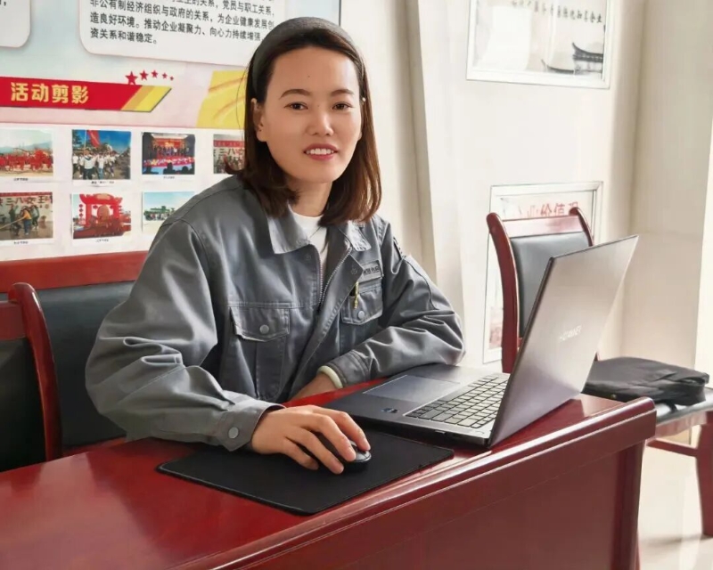 扎根平凡岗位 书写不凡人生2.jpg