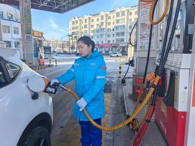 实干担当树标杆 创新引领勇攀登1.jpg