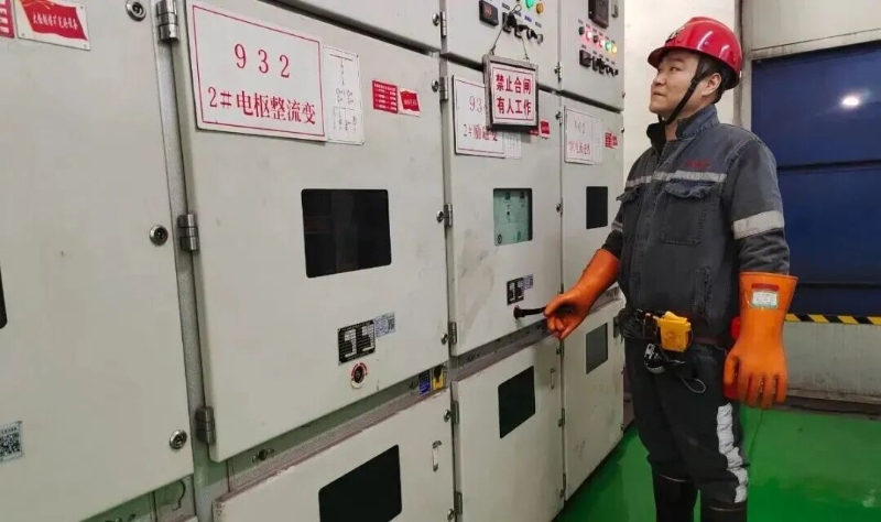 深耕煤海一线 匠心赋能革新1.jpg