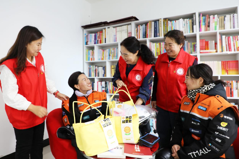 社区驿站 冬日暖“新”1.png