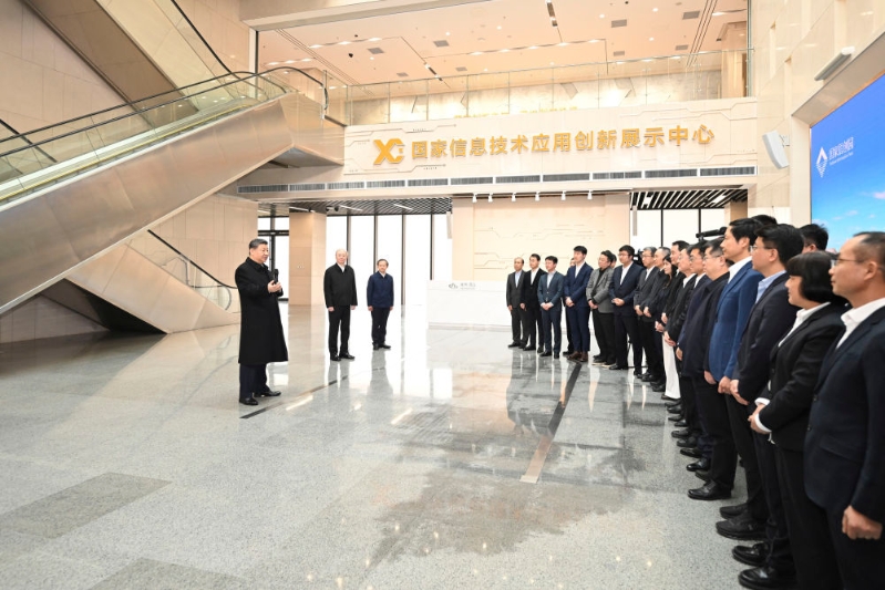 习近平在北京考察科技创新工作4