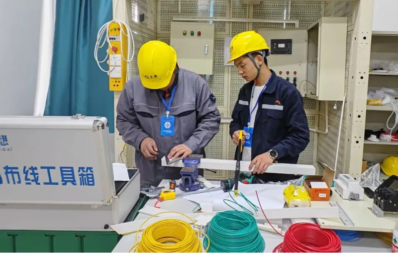 霍林郭勒市：绿电铝之城 工匠这样炼成1