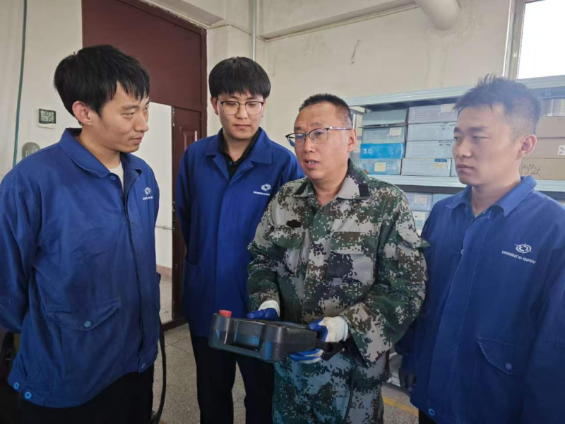 郑宏伟：他用一把焊枪连接星辰大海2.png