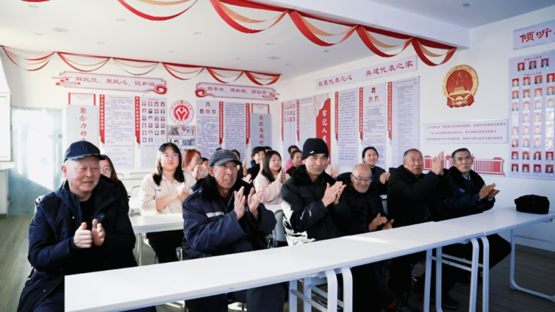 扎根边疆的草原医生4.png