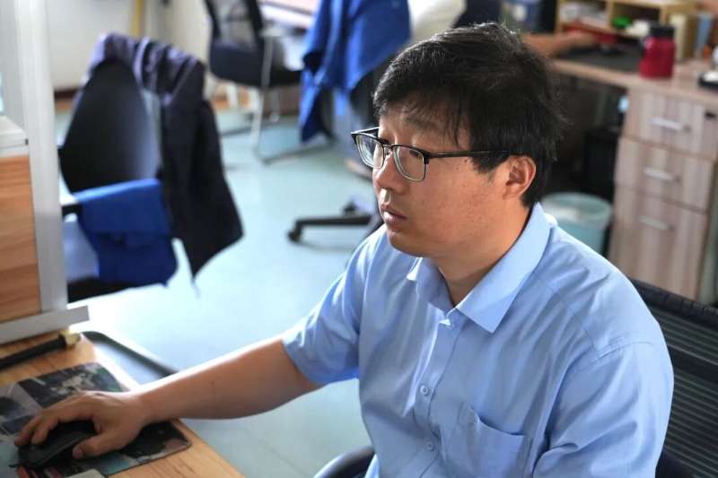 杨靖伟的十二载“一线兵法”2.jpg