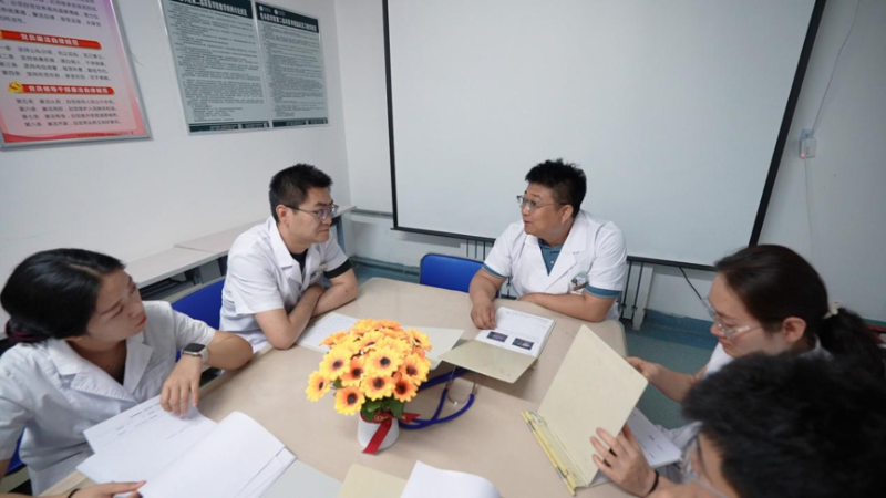 崔凌志：医路笃行 不负仁心5.png